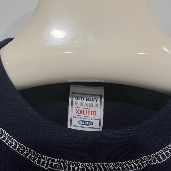 Old Navy boy’s oversized sweat top - Picture 3 of 10